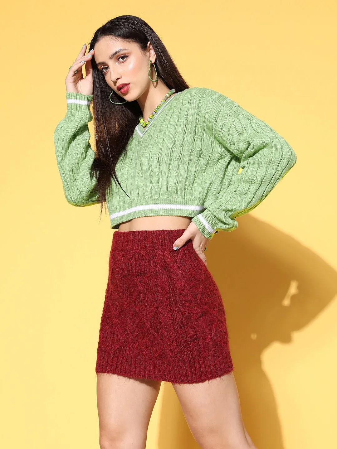 Berrylush Women Green Cable Knitted Pattern V-Neck Acrylic Straight Hem Cropped Pullover