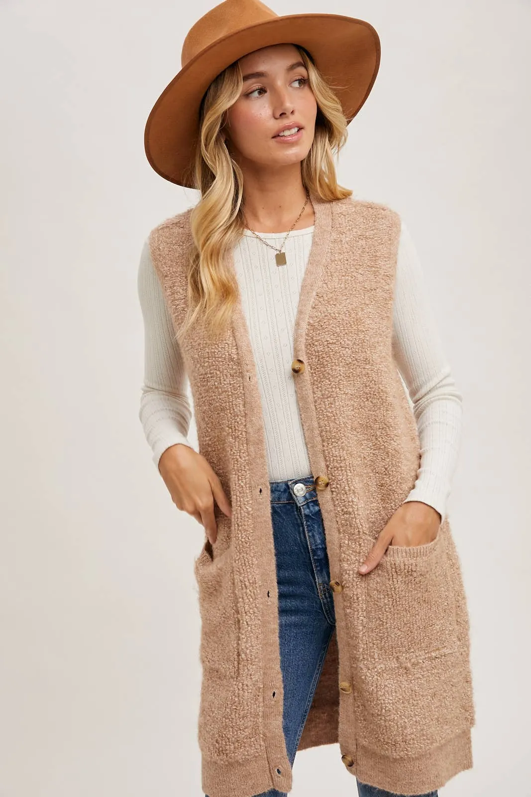 BLUIVY BUTTON DOWN V-NECK TEDDY KNIT LONG LINED VEST