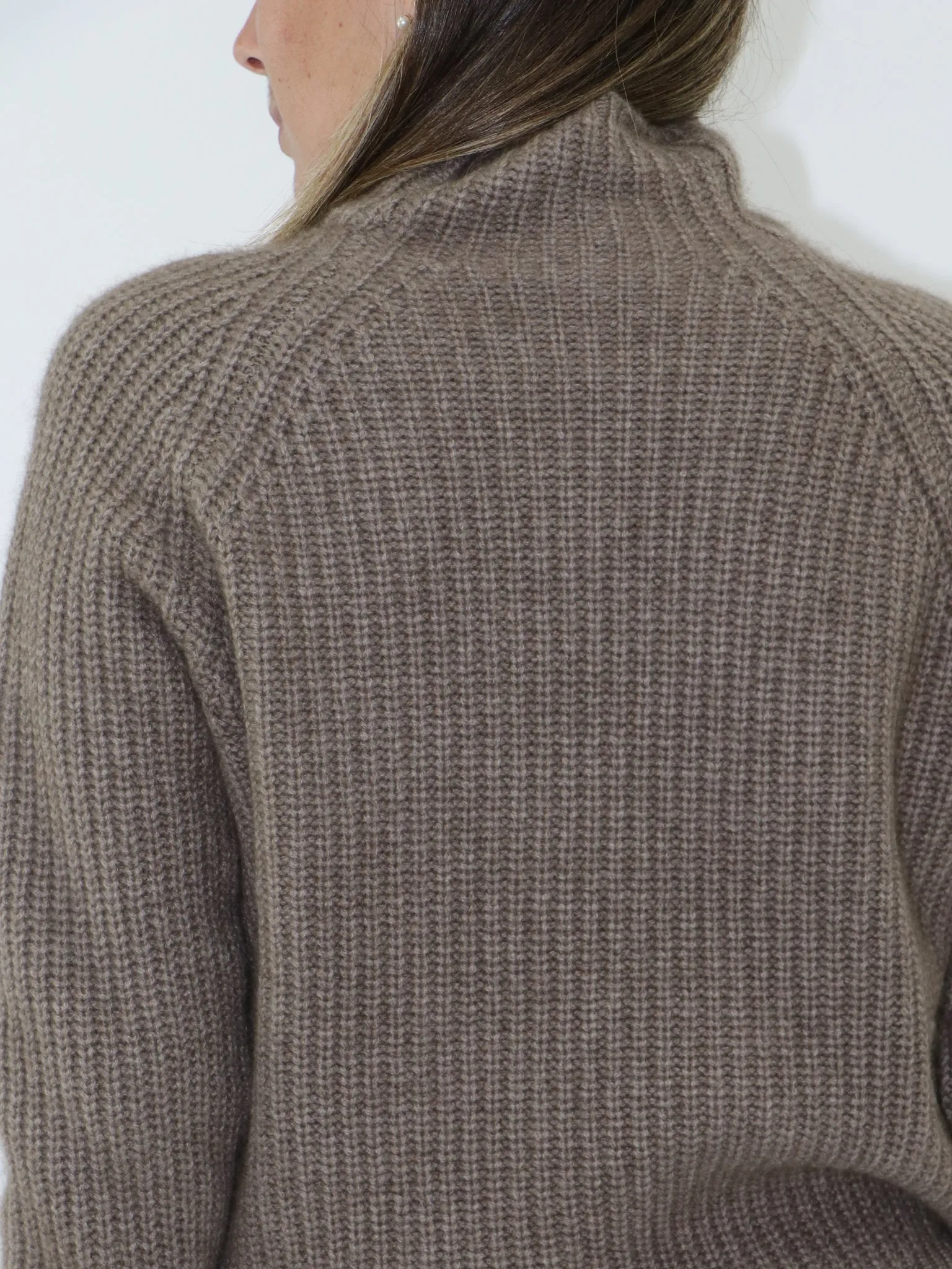 CHAMONIX SWEATER