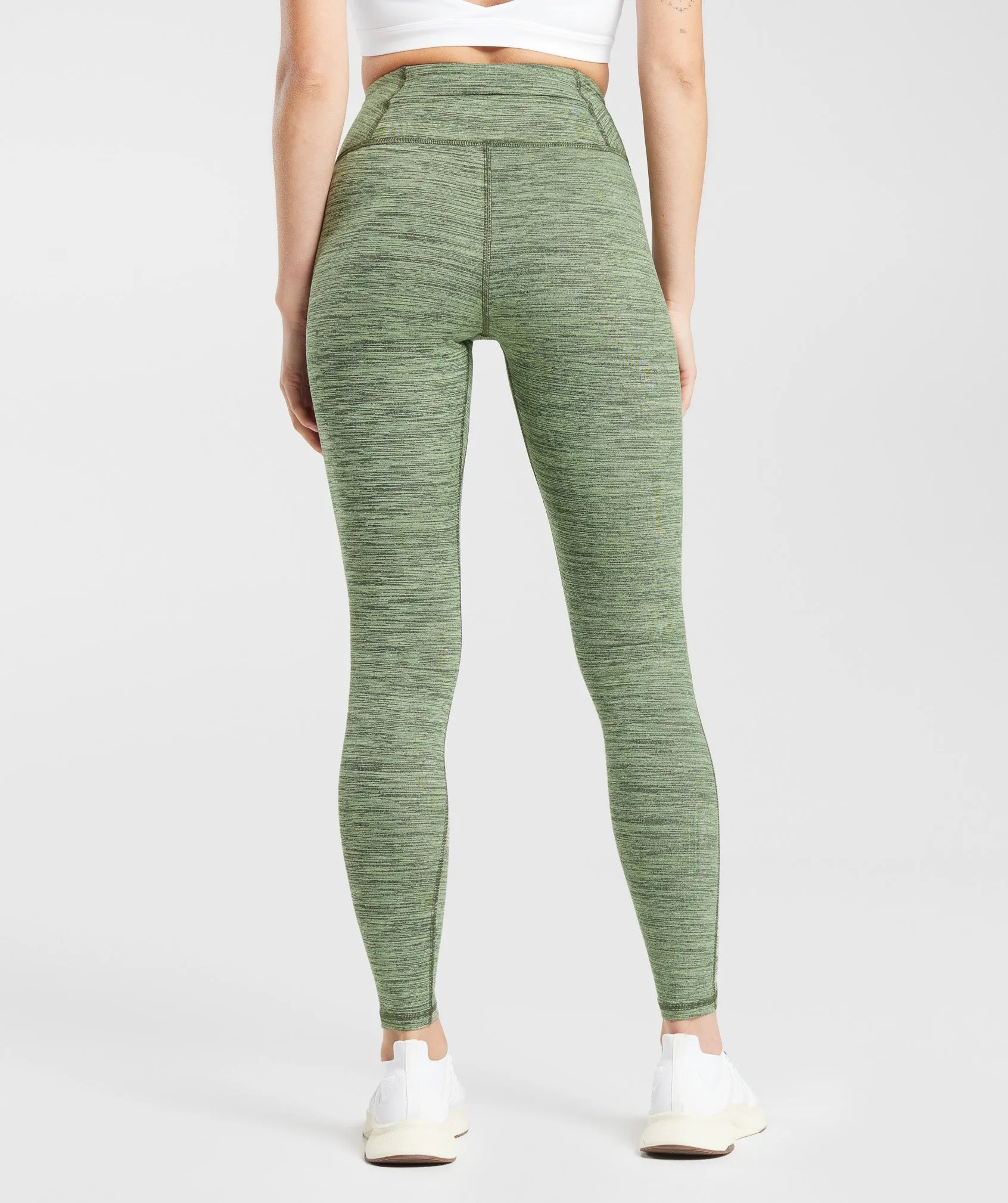 Gymshark Fleece Lined Pocket Leggings - Winter Olive/Light Sage Green