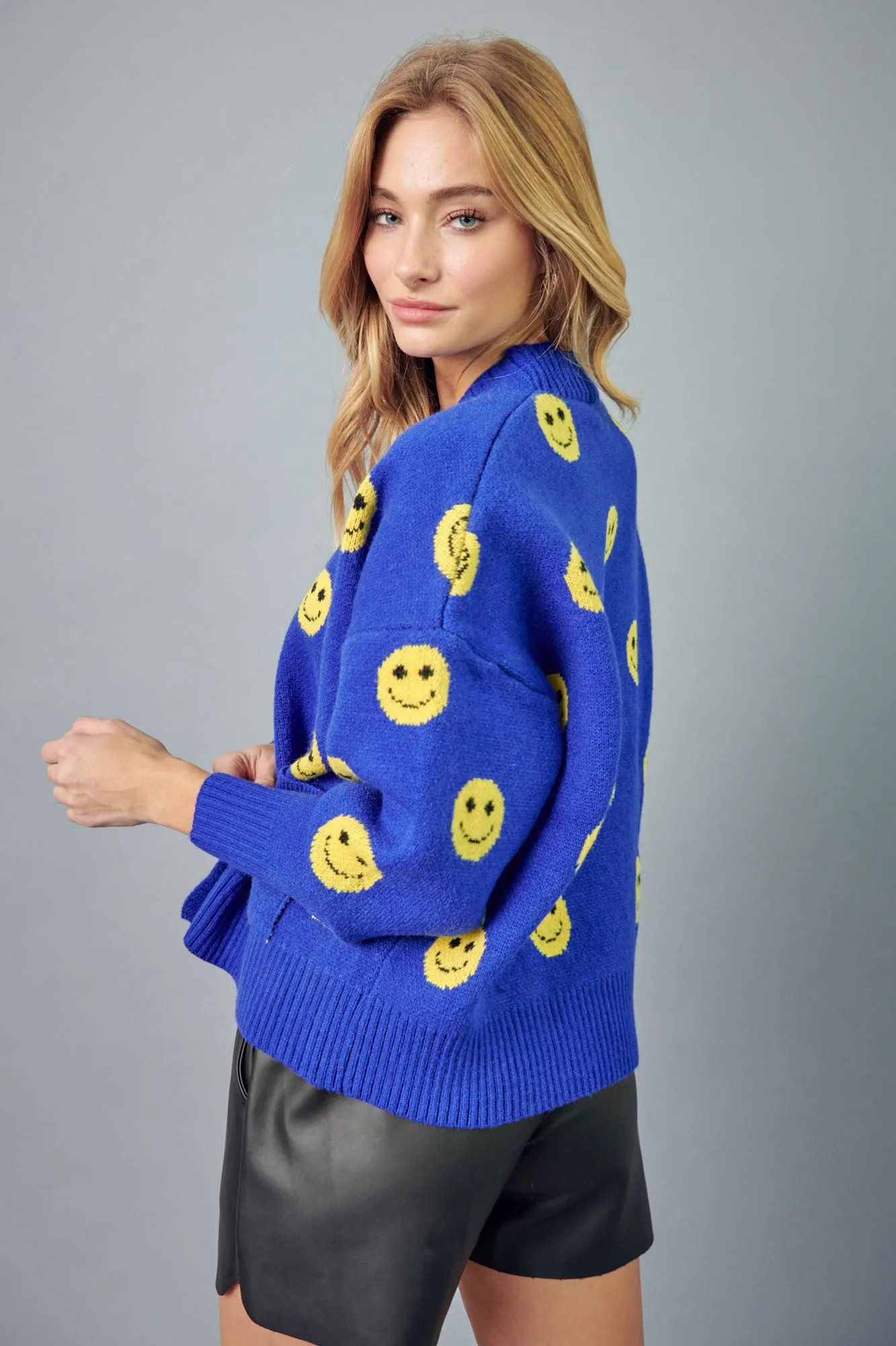 Smile Pattern Knit Cardigan