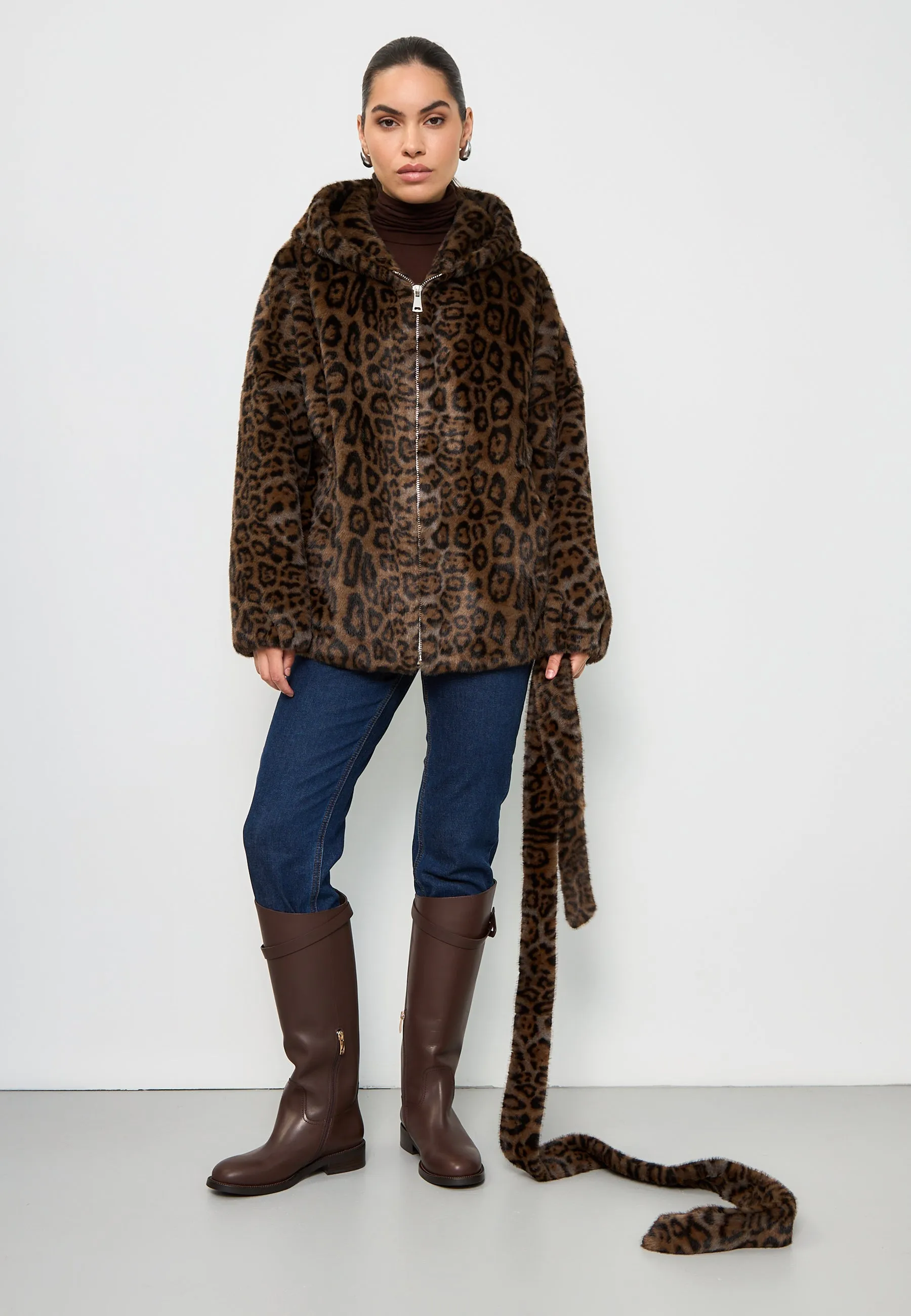 Stylish Hooded Faux Fur Jacket Reyna - Leopard