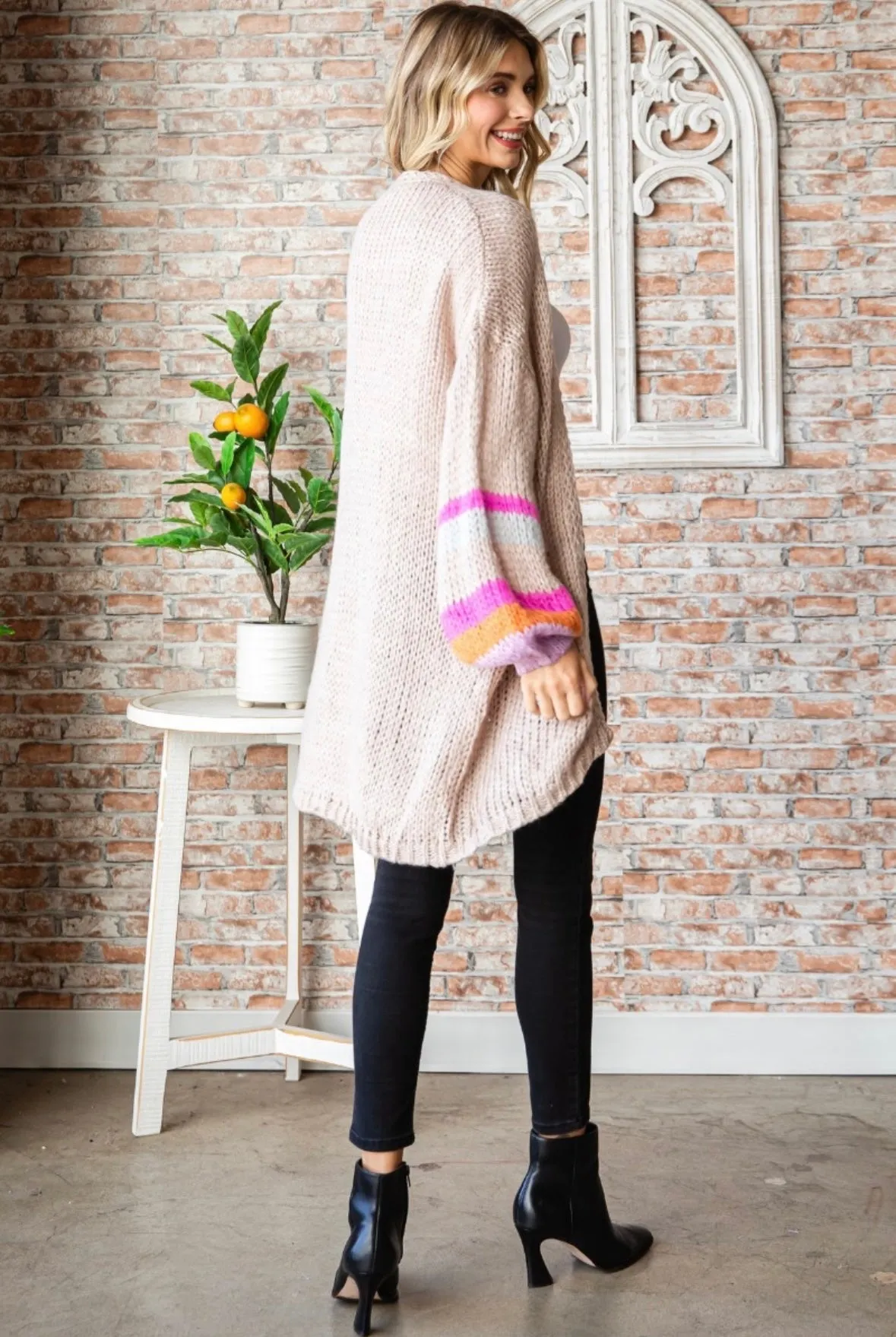 THREE COLORS -Daphne Balloon Sleeve Cardigan